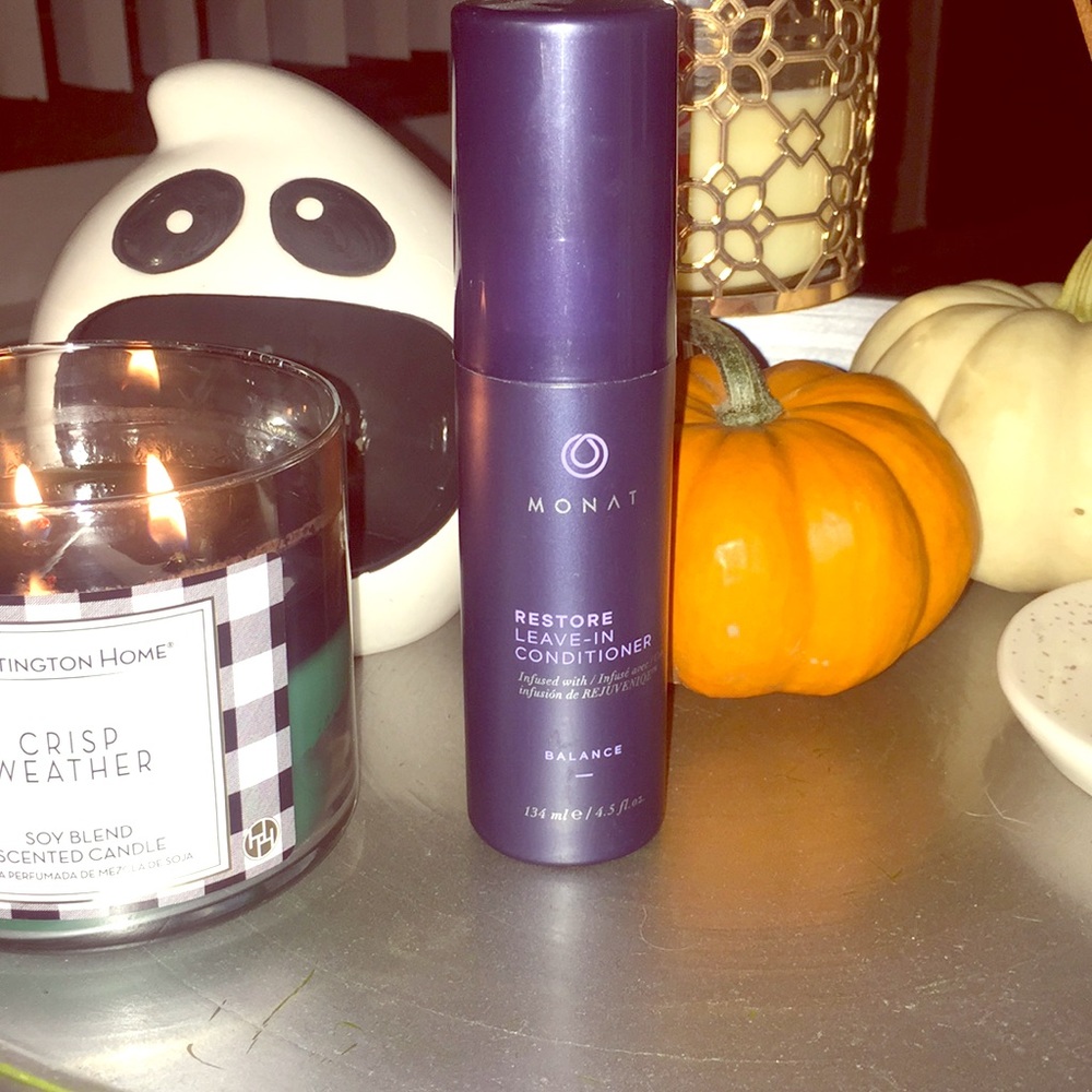 Monat restore leave in conditioner